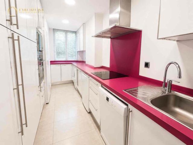 Piso en venta en Sevilla, Urbadiez Entrepuentes. Oportunidad en Sevilla Este! Amplio piso de 3 dormitorios listo para entrar a vivir. Pisos.