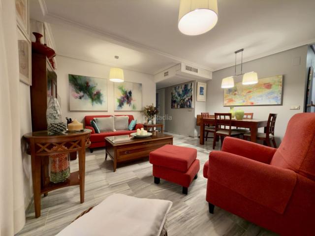 Piso en venta en Sevilla, Urbadiez Entrepuentes. Piso en venta en Sevilla, 2 dormitorios. Pisos.