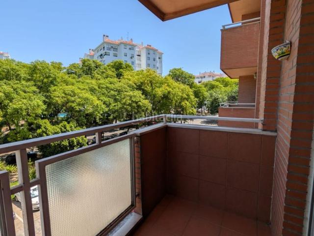 Piso en venta en Sevilla, Urbadiez Entrepuentes. Piso en venta en Sevilla Este, 4 dormitorios. Pisos.
