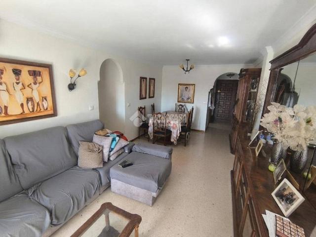 Piso en Venta en Sierra de Estepona Avda. de Andalucía