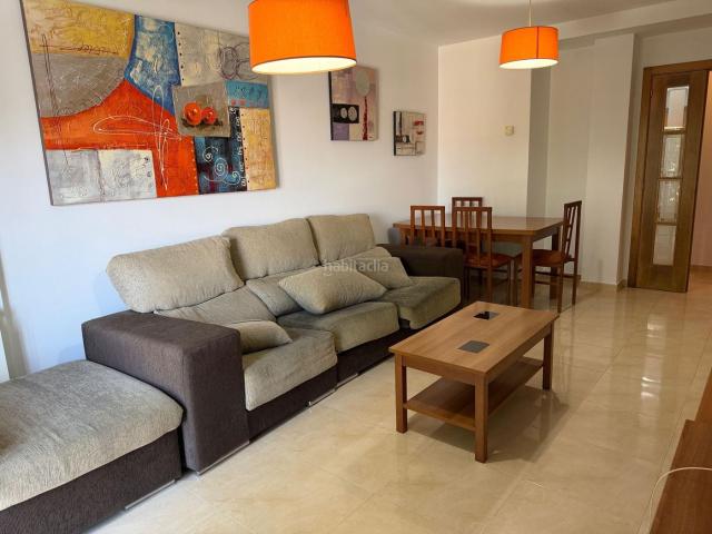 Piso en venta en Silleda. SE VENDE PISO AMPLIO, LUMINOSO Y CÉNTRICO EN SILLEDA!. Pisos.