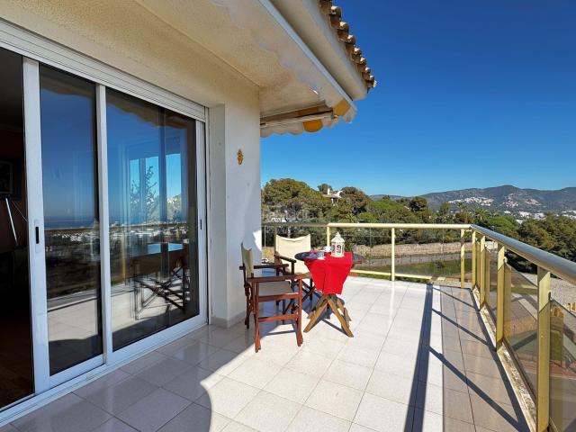 Piso en venta en Sitges, Vallpineda Santa Bàrbara Costa Dorada. Pisos.