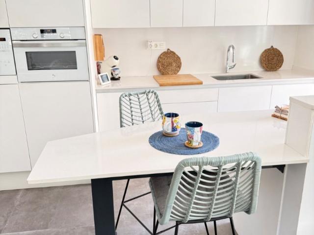Piso en venta en Sitges, Can Pei Costa Dorada. Preciosa Planta Baja en Can Pei. Pisos.