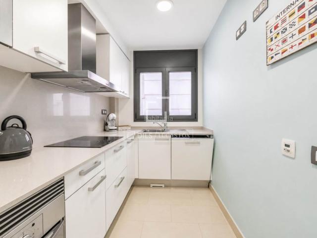 Piso en venta en Sitges, Centre Costa Dorada. Excelente piso de 2 dormitorios en venta en el centro de Sitges con licencia turística. Pisos.