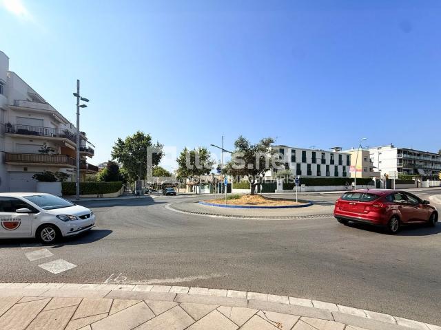 Piso en venta en Sitges, Centre Costa Dorada. Pis d'obra nova amb terrassa al centre de Sitges. Pisos.