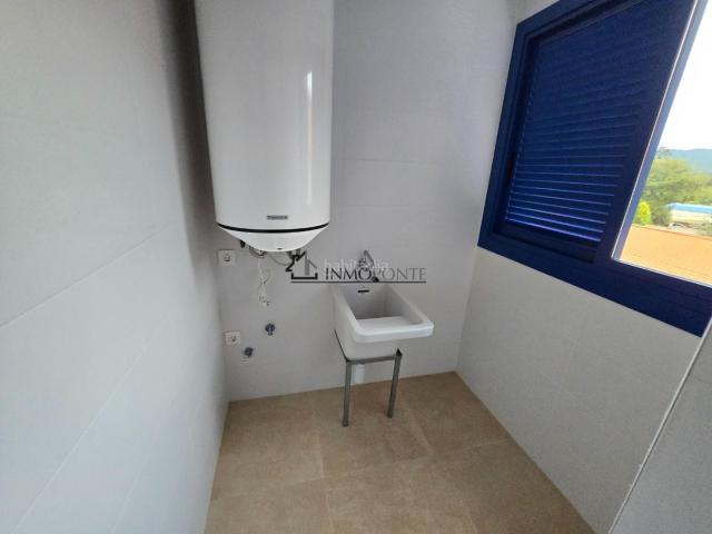 Piso en venta en Soutomaior. Se vende precioso piso a estrenar en una ubicación inmejorable en Arcade, al lado del paseo del muelle, plaza y parque infantil, i. Pisos.