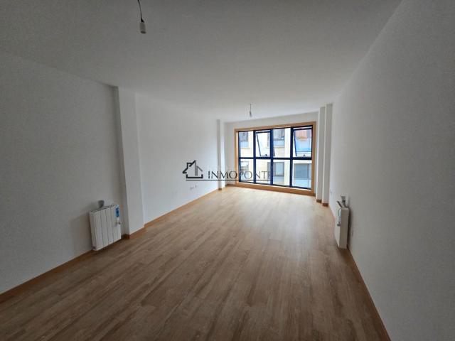 Piso en venta en Soutomaior. Se vende precioso piso a estrenar en una ubicación inmejorable en Arcade, al lado del paseo del muelle, plaza y parque infantil, i. Pisos.