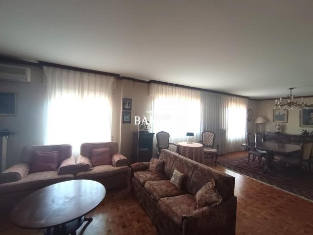 Piso en venta en Tudela, Centro. Fantástico piso en el centro de Tudela. Pisos.