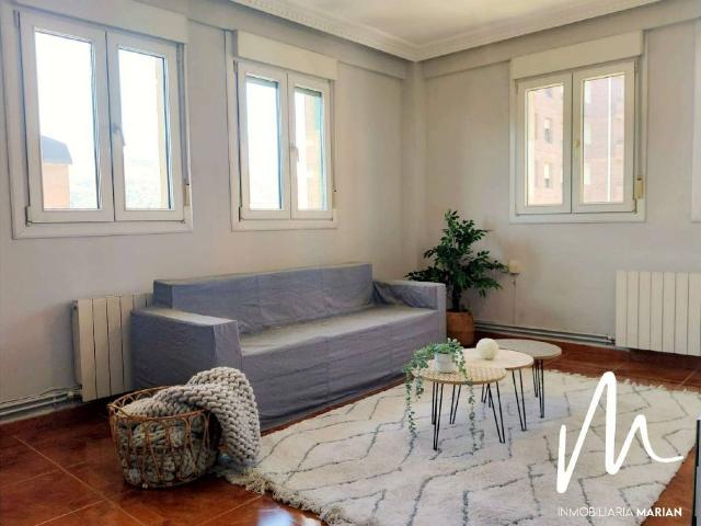 Piso en Venta en Txurdinaga