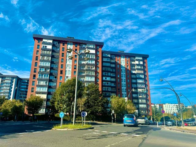 Piso en Venta en Txurdinaga