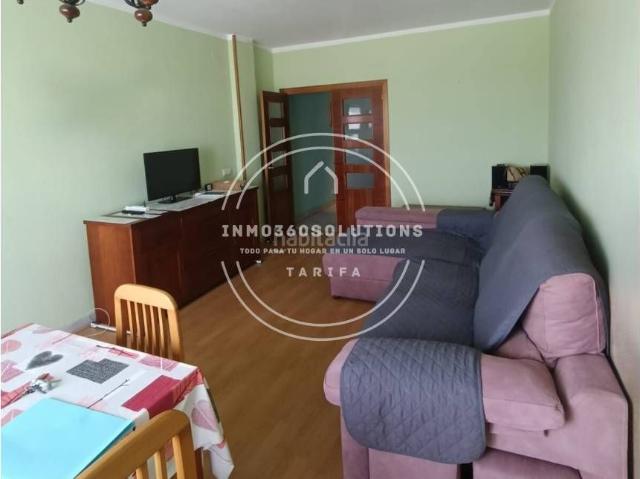 Piso en venta en Tarifa, Tarifa Ciudad. Exclusiva vivienda con impresionantes vistas al mar y al puerto de Tarifa. Pisos.
