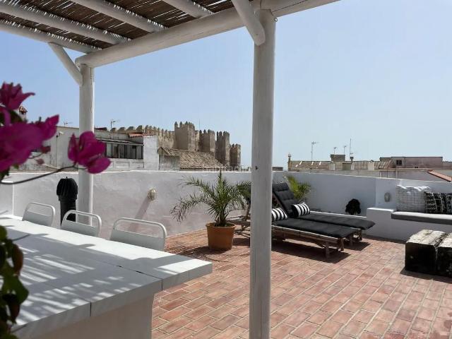 Piso en venta en Tarifa, Tarifa Ciudad. Piso casco histórico. Pisos.