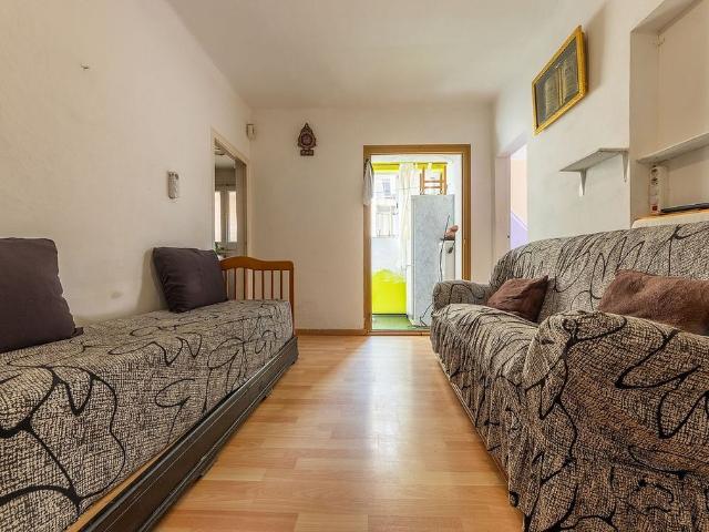 Piso en venta en Tarragona, de 40 m² 2 habitaciones por 63.000