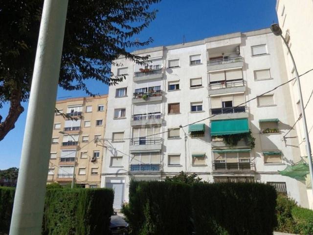 Piso en venta en Tarragona, de 70 m² 3 habitaciones por 60.000