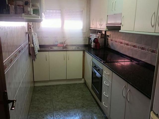 Piso en venta en Tarragona, de 83 m² 4 habitaciones por 245.000