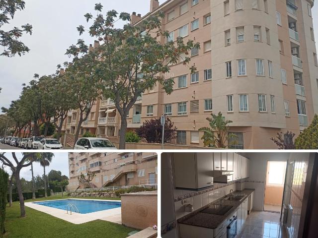 Piso en venta en Tarragona, Sant Pere i Sant Pau Costa Dorada. Luminoso piso de 3 habitaciones con balcón, piscina y parking en excelente estado ¡Tu nuevo hogar te espera!. Pisos.
