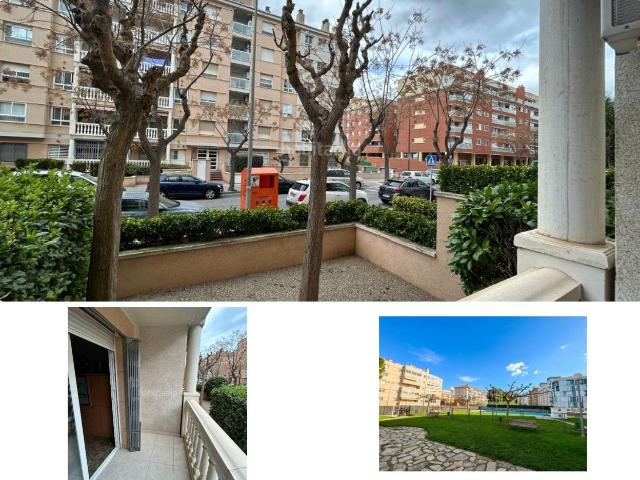 Piso en venta en Tarragona, Sant Pere i Sant Pau Costa Dorada. Tarragona. C. Violant Hongria. Amplio piso de 4 hab. con terraza, parking y espectacular zona comunitaria con piscina y pistas dep. Pisos.