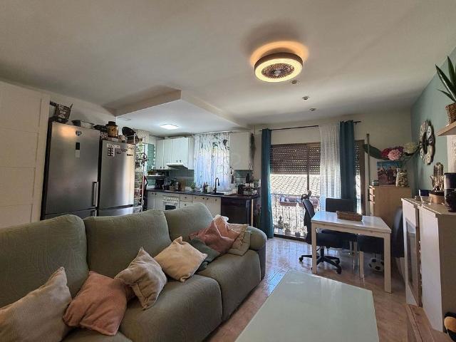 Piso en venta en Tàrrega, de 94 m² 3 habitaciones por 110.000