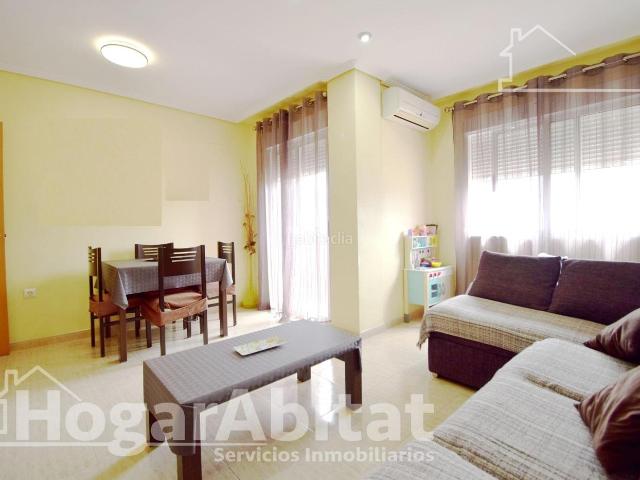 Piso en venta en Tavernes de la Valldigna. MUY AMPLIO CON GARAJE Y TRASTERO. Pisos Tavernes de la.