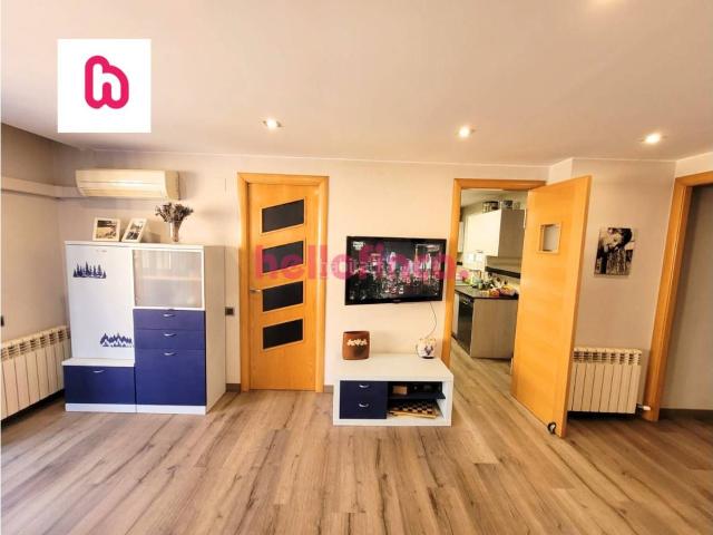 Piso en venta en Teià. Piso con balcón, ascensor y gran luminosidad en Teià Maresme. Pisos.