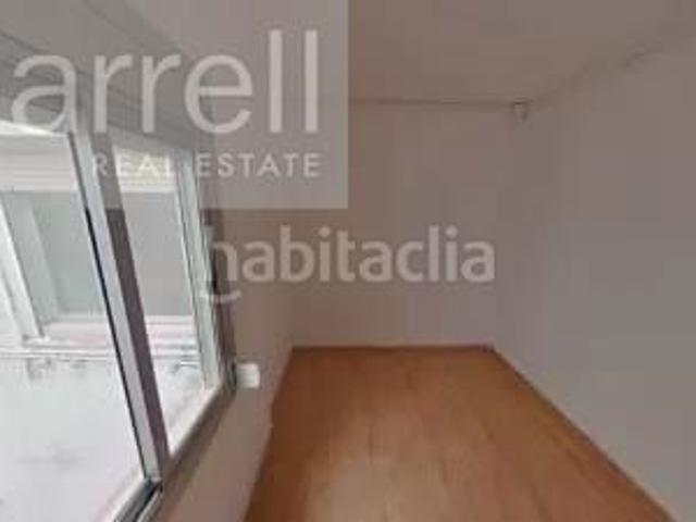 Piso en venta en Terrassa, Ca n'Anglada. OPORTUNIDAD DE INVERSIÓN INMUEBLE ALQUILADO. RENTA ACTUAL 550 MES. FECHA DE FIN DE CONTRATO VENCIDO. Pisos.