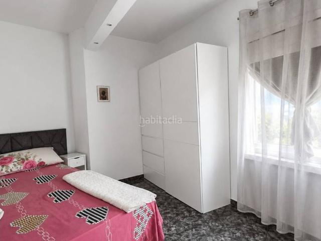 Piso en venta en Terrassa, Ca n'Anglada. Piso de 2 habitaciones dobles, actualmente alquilado. Pisos.