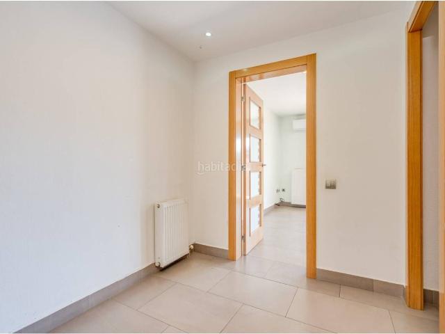 Piso en venta en Terrassa, Ca n'Aurell. 97M2 4 HAB TRASTERO BALCÓN PK A UN PASO DEL PARC DE SANT JORDI. Pisos.