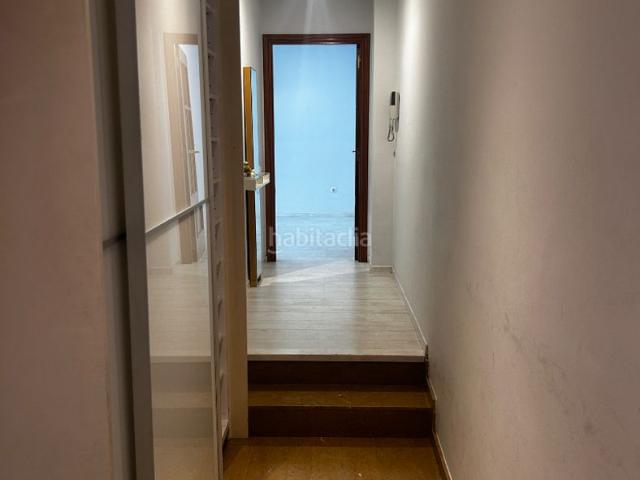 Piso en venta en Terrassa, Ca n'Aurell. CASA EN VENTA CON PATIO DE 65 m² Y TERRAZA ESPACIO Y CONFORT PARA DISFRUTAR EN FAMILIA. Pisos.