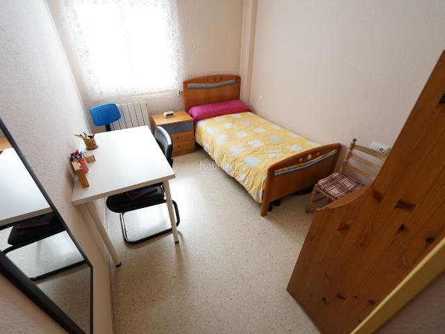 Piso en venta en Terrassa, Can Tussell. Piso en venta, parking opcional. Pisos.