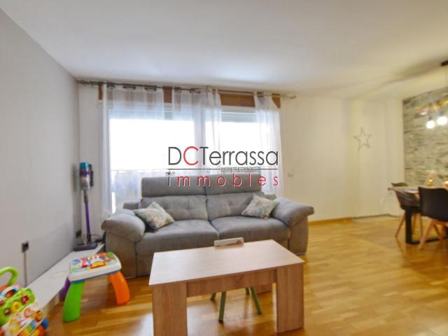Piso en venta en Terrassa, Can Boada. Pisos.