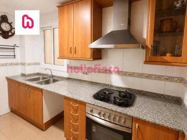 Piso en venta en Terrassa, Can Palet. Piso con parking y balcón al lado del Parc Vallparadis Terrassa. Pisos.