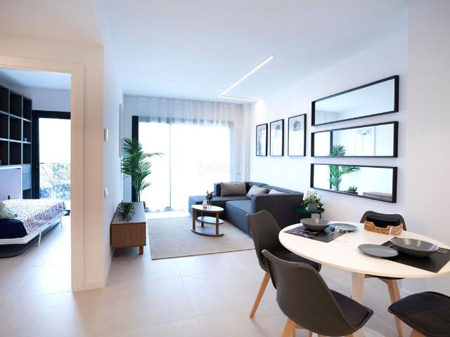 Piso en venta en Terrassa, Cementiri Vell. Pisos.