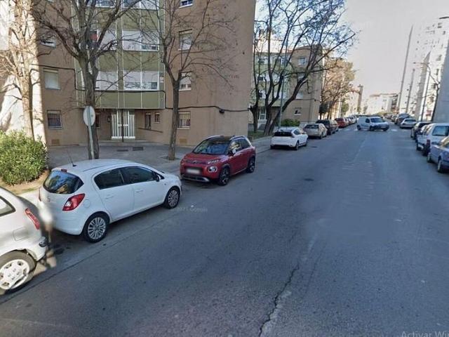 Piso en venta en Terrassa, de 63 m² 1 habitación por 85.500