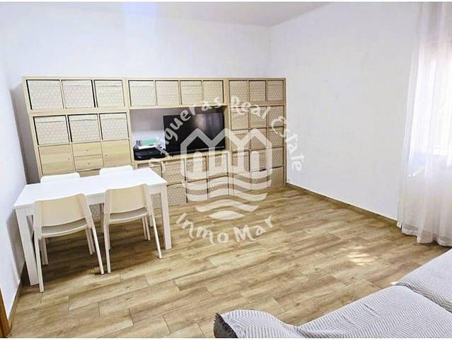 Piso en venta en Terrassa, de 70 m² 3 habitaciones por 178.900
