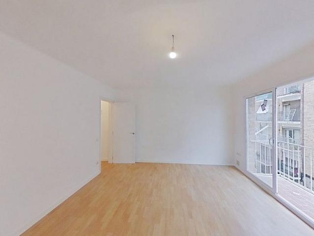 Piso en venta en Terrassa, de 70 m² 3 habitaciones por 130.000