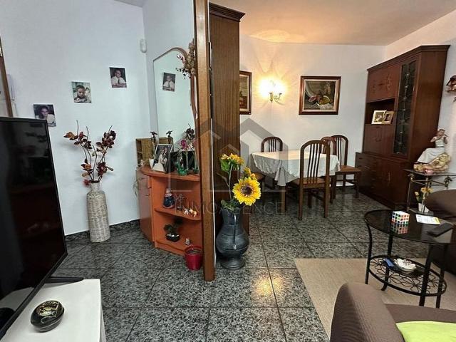 Piso en venta en Terrassa, de 72 m² 4 habitaciones por 168.000