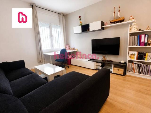 Piso en venta en Terrassa, Egara. Amplia vivienda reformada de 4 habitaciones en Egara Terrassa. Pisos.