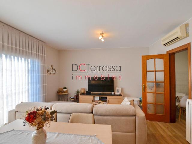 Piso en venta en Terrassa, Egara. Pisos.