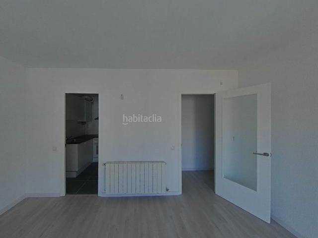 Piso en venta en Terrassa, La Cogullada. llogat només per a inversor. Pisos.