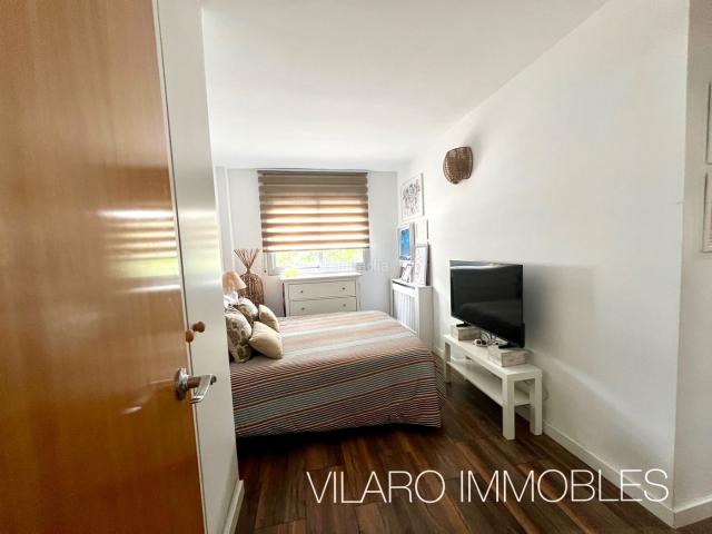Piso en venta en Terrassa, La Cogullada. PRECIOSA VIVIENDA, AMPLIA. LUMINOSA Y EN PERFECTO ESTADO. Pisos.