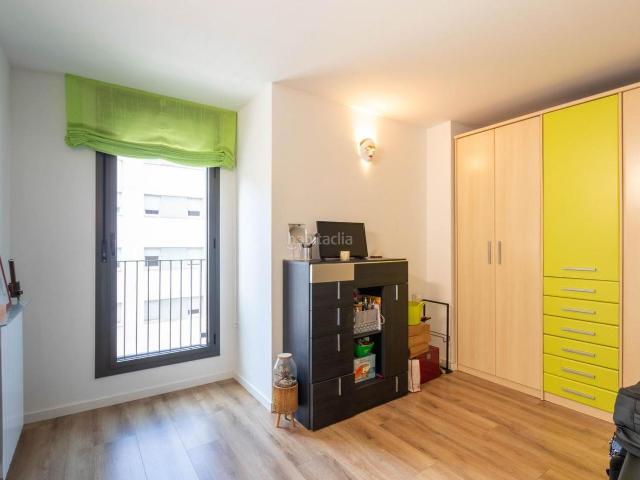 Piso en venta en Terrassa, Les Arenes La Grípia Can Montllor. Ubicación privilegiada para aquellos que valoran la tranquilidad. Pisos.