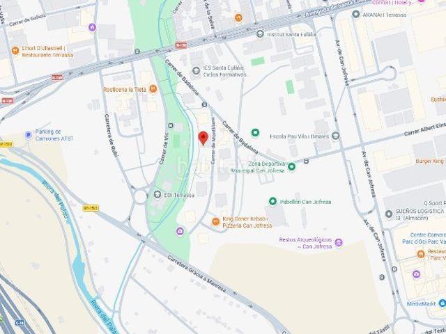Piso en venta en Terrassa, Polígon Industrial Santa Margarida. Piso en venta en calle Vic. Pisos.