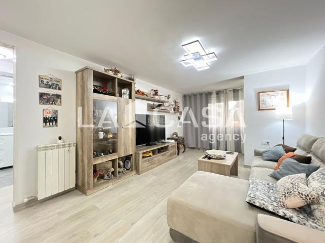 Piso en venta en Terrassa, Sant Llorenç. Pisos.