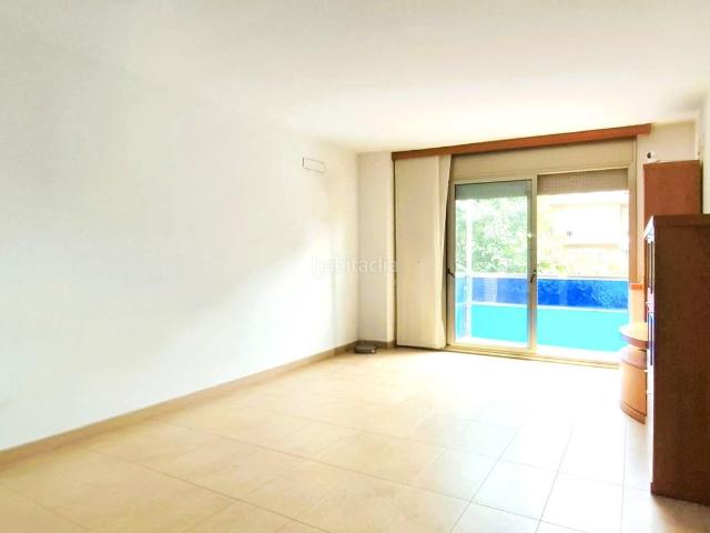 Piso en venta en Terrassa, Sant Pere Nord. PIS 88 m2 AVINGUDA JAUME I DE 3 HAB I 2 BANYS DAVANT PLAÇA ANDALUSIA. Pisos.