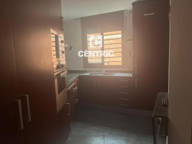 Piso en venta en Terrassa, Sant Pere Nord. Piso de 3 habitaciones y 2 baños en venta en la Avenida del Vallès. Pisos.