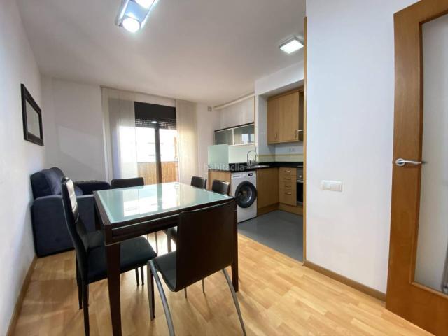 Piso en venta en Terrassa, Torrent d'en Pere Parres. INVERSIÓN OPORTUNIDAD! CON PLAZA DE PARQUING INCLUIDA. Pisos.