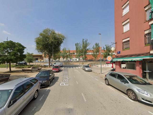 Piso en venta en Terrassa, Xúquer. Pisos.
