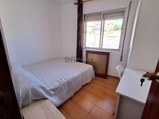Piso en venta en Teruel, Arrabal Carrel San Julián. PISO EN RAMBLA SAN JULIAN. Pisos.
