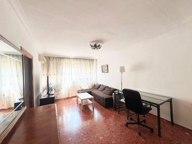Piso en Venta en Tiro de Línea