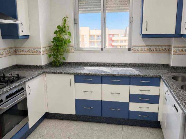Piso en Venta en Tiro de Línea